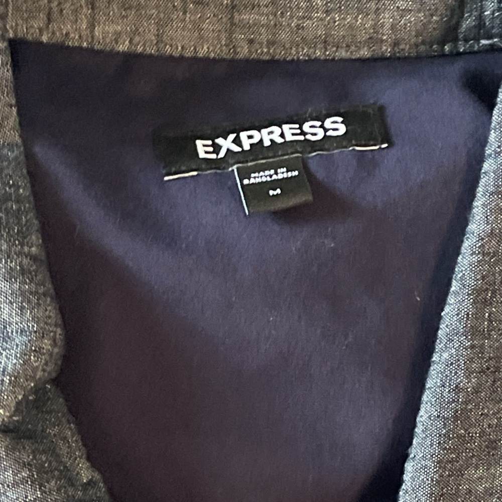 Express Men’s Medium Wash Blue Denim Shirt Jacket - Picture 4 of 9
